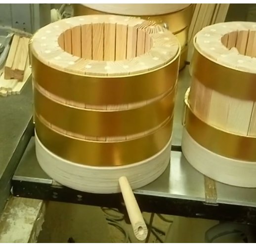 Wooden press-barrel, 3 litres