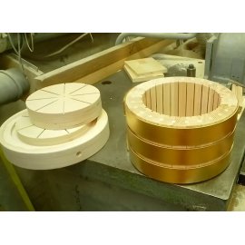 Wooden press-barrel, 6 litres